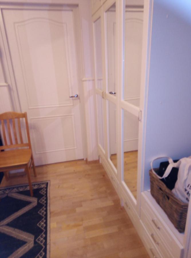 Appartement Huone à Turku Extérieur photo