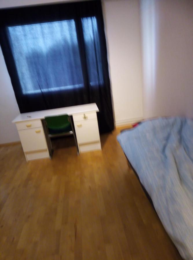 Appartement Huone à Turku Extérieur photo
